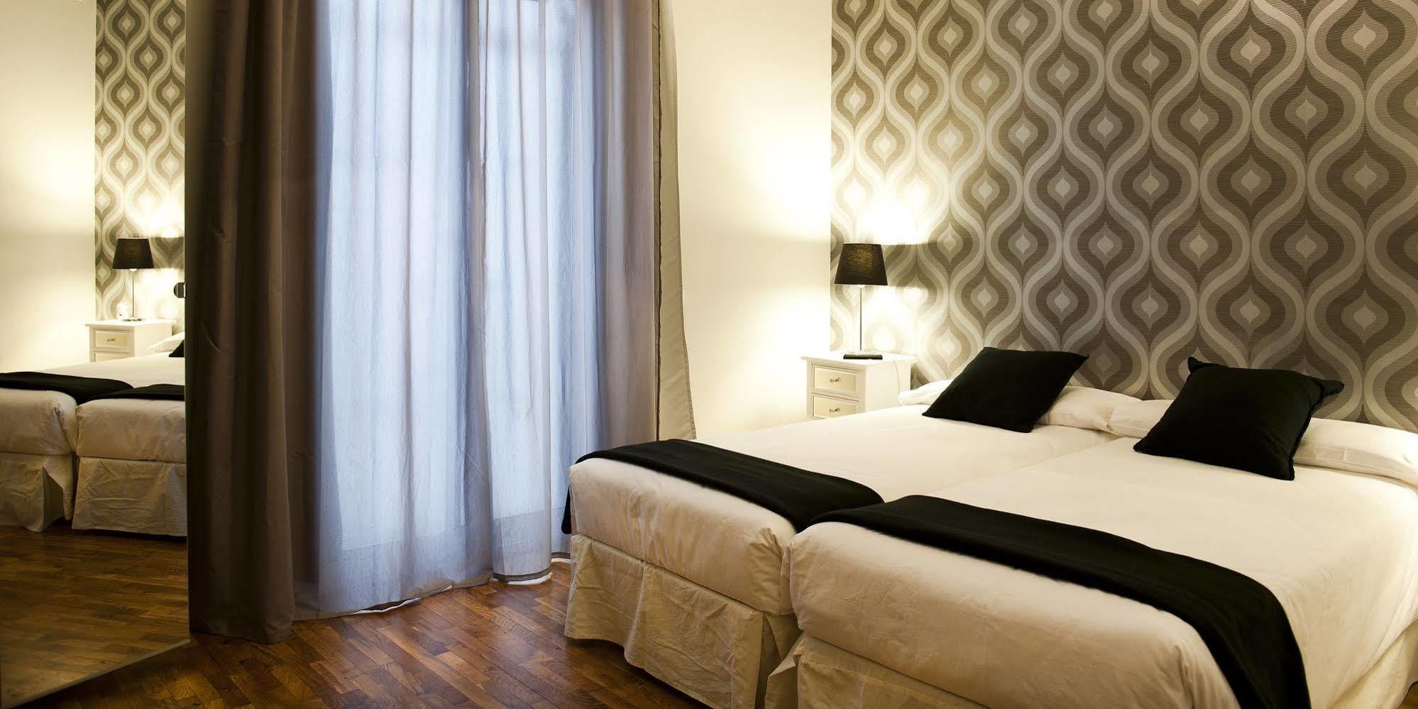 Hotel Super Balmes Barcellona